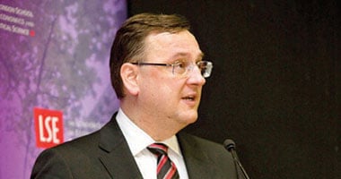 مزارعون تشيكيون يتظاهرون احتجاجا على خفض دعم وقود الديزل