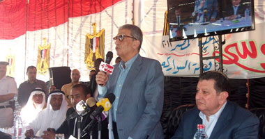 القبائل العربية تبايع عمرو موسى فى مؤتمر الإسماعيلية
