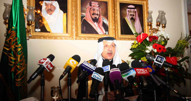 السفير السعودى يلتقى الأنبا مرقص وهانى عزيز