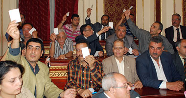 "غد الثورة" يشترط تأجيل الاستفتاء للمصريين فى الخارج لقبول حوار الرئيس