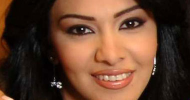 نيابة الهرم تواجه مريهان حسين بأقوال ضباط الشرطة والتحريات.. والفنانة تنكر