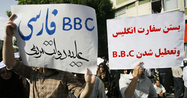 مظاهرة أمام مبنى "بى بى سى" بلندن احتجاجا على تغطيتها للانتخابات الإيرانية