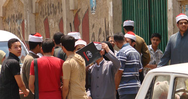 بكاء وذهول فى "فيزياء" الثانوية الأزهرية