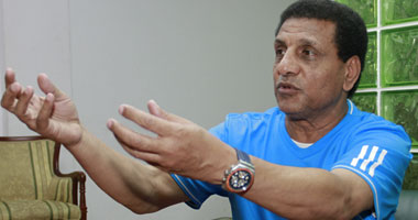 فاروق جعفر: هناك شىء "غير مفهوم" بين اللاعبين والمدير الفنى للزمالك