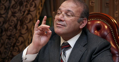 مشروع حفر قناة السويس الجديدة موضوع "نادى العاصمة" اليوم