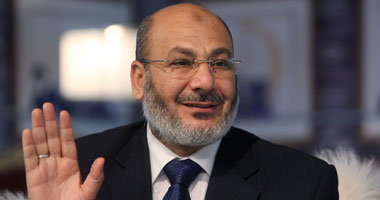حجازى ينفى ما نسب إليه من تصريح عن ظهور مذيعة محجبة بالتليفزيون
