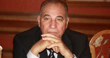 نادى القضاة: "الزند" لم يوجه إهانة أو تهديدا للرئيس 