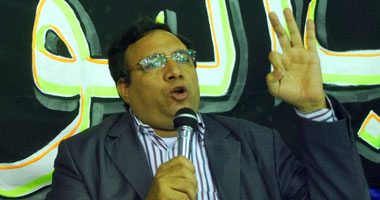 عمار على حسن: هناك 7 ثعالب يتربصون بالثورة 