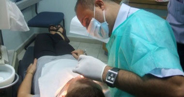 ما الشروط التى يجب توافرها فى المريض قبل خضوعه لزراعة الأسنان؟