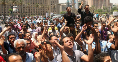 عمرو سلامة يكتب: "إخوانَّا المسلمين وإخوانَّا البُعدا"