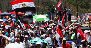 كاتب أسبانى: مصر دولة مدمنة للشائعات والتكهنات