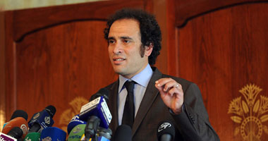 عمرو حمزاوى: مرسى انتصر لفكرة الدولة المدنية 