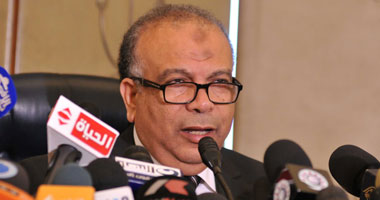 بلاغ يتهم "الكتاكتنى" بإصدار خطابات تزكية لتوظيف الشباب