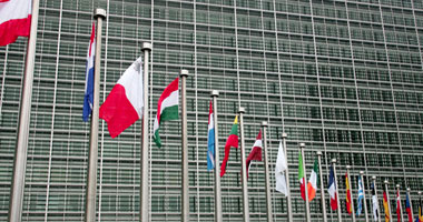 المفوضية الأوروبية تدعو إسبانيا وكتالونيا للحوار.. وتدين العنف بعد استفتاء