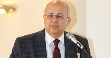 سراج الدين: يدعو الشباب لدعم مكتبة الإسكندرية لتوثيق الثورة