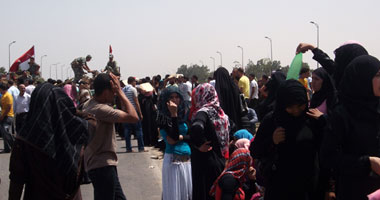 عمال "ميجا تكستايل" يعاودون الإضراب عن العمل