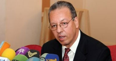 بن عمر: قائد القوات الجوية اليمنية ينفذ قرار إقالته