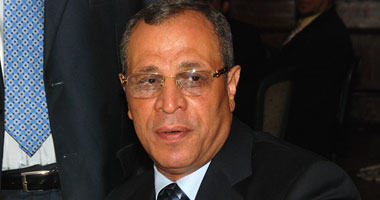 "الصحفيين" تدين معاملة "وزير الرى الجديد" لمحررى الصحف بالوزارة