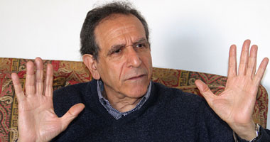 حسام عيسى يطالب بإصدار إعلان دستورى لتحديد صلاحيات الرئيس