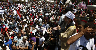 ثوار يدعون لصلاة العيد فى ميدان التحرير