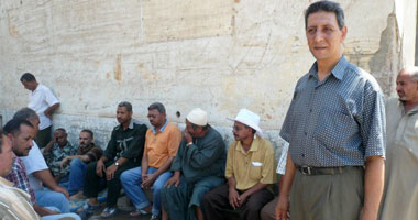عمال "سجاد المحلة" يطالبون "العسكرى" بضمهم للقطاع العام