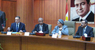 عائشة عبد الهادى: مصر ليس لديها بطالة ولا تعانى منها