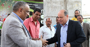بالصور.. وزير الثقافة يتفقد المسرح القومى