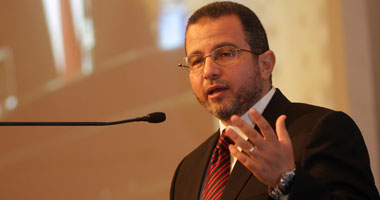 هشام قنديل: حكومتى بدأت عملها من أول يوم لها.. أرفض وصف الحكومة بأنها لا تحقق نتائج على الأرض.. عدد شهداء الأمن منذ يناير 65 شهيدًا و1615 مصابًا نصفهم فى الأشهر الثلاثة الأخيرة