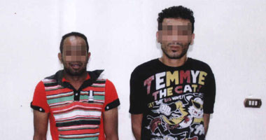 سقوط عاطل وسائق وبحيازتهما أقراص ترامادول وحشيش بحدائق القبة