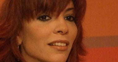 آيتن الموجى تروى تفاصيل "العلقة السخنة" من والدها "نجاح الموجى"