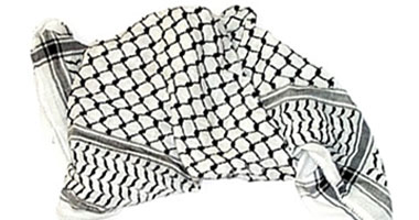 الكوفية الفلسطينية.. رمز نضال وسلعة رائجة