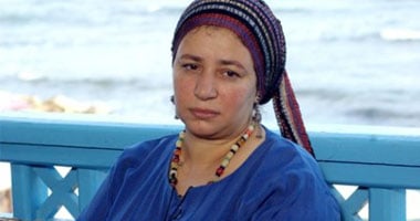 أول تعليق من ابنة عبلة كامل على شائعات إصابتها بالسرطان