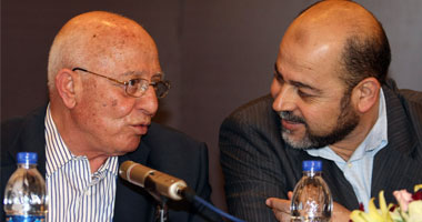 قريع يحذر من إقدام الاحتلال الإسرائيلى على المساس بالمسجد الأقصى