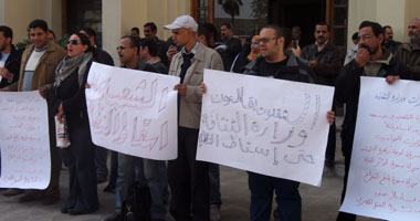 المثقفون يلتحمون فى مظاهرة واحدة لميدان التحرير