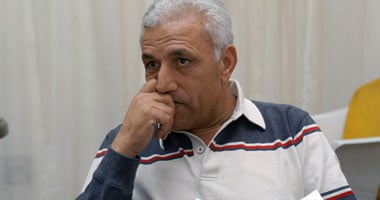 المندوه الحسينى يهدد بعدم منح أصواته لدرويش
