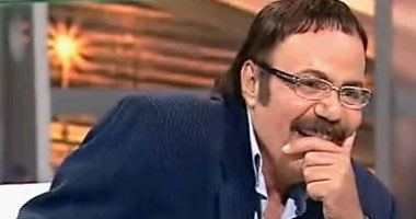أميمة طلعت زكريا: والدى فى المنزل وصحته جيدة وما يتردد "شائعات"
