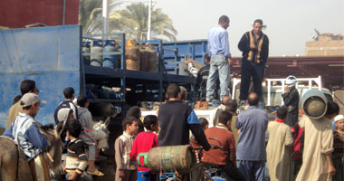 استمرار أزمة السولار والبوتاجاز بأسيوط 