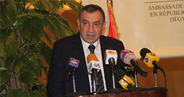 مذكرة تطالب شرف بإنقاذ "المصرية للاقتصاد السياسى"
