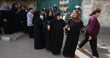 قوات الجيش تغلق مدرسة بمدينة السلام بسبب الزحام