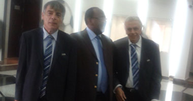 "فيفا"يطالب وزير الرياضة بالانتهاء من القانون الجديد قبل نوفمبر المقبل