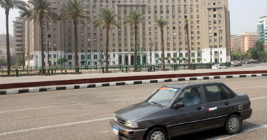 سيولة مرورية بميدانى "التحرير والنهضة"