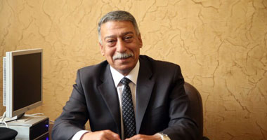 مدير أمن القاهرة يصل "السيدة نفيسة" ليصلى الجنازة على شهيد الاتحادية