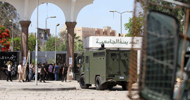أنباء عن إصابة طالب بطلق نارى طائش من داخل مدينة طلاب اﻷزهر