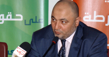 خالد الجندى: قرار إزالة الملصقات الدينية من على السيارات صائب