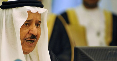 شفيق ينعى ولى العهد السعودى ويعزى خادم الحرمين 