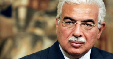 مذكرة لـ«نظيف» لتأجيل الضرائب على المصانع