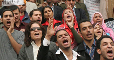 اعتصام المدرسين المتعاقدين بالبحيرة