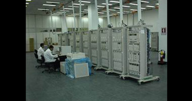 تجمهر المواطنين امام السنترالات لتسديد فاتورة التليفون