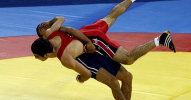 بعثة منتخب المصارعة تصل إلى القاهرة.. اليوم