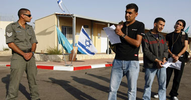 إسرائيل تعلن نيتها الإفراج عن سجناء فلسطينيين